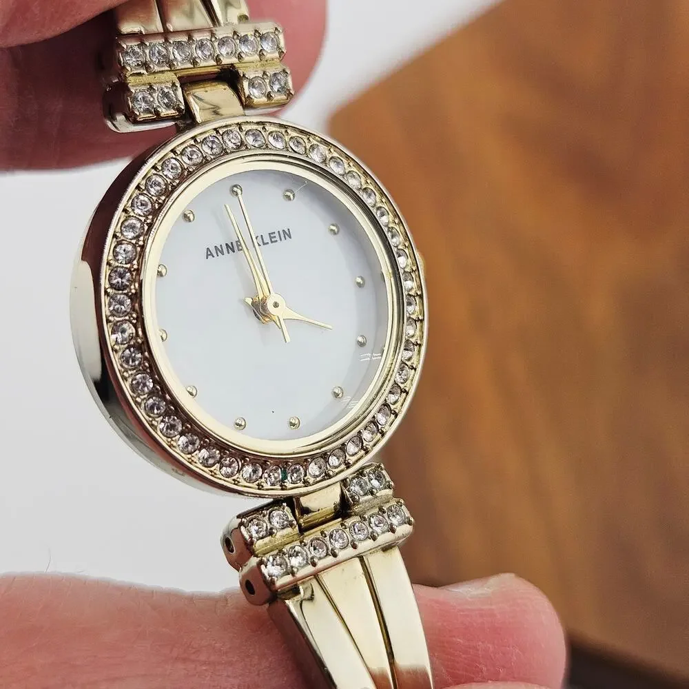 Anne Klein anne klein